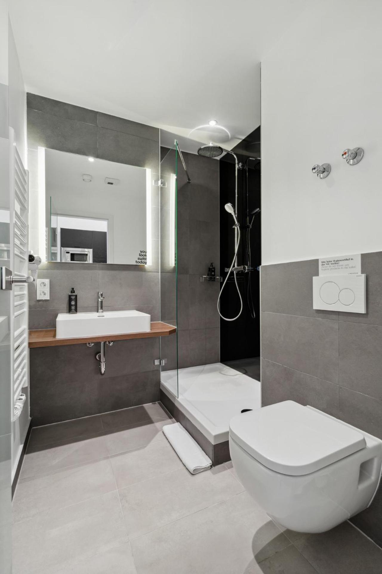 Limehome Munich Fritz-Erler Str Εξωτερικό φωτογραφία