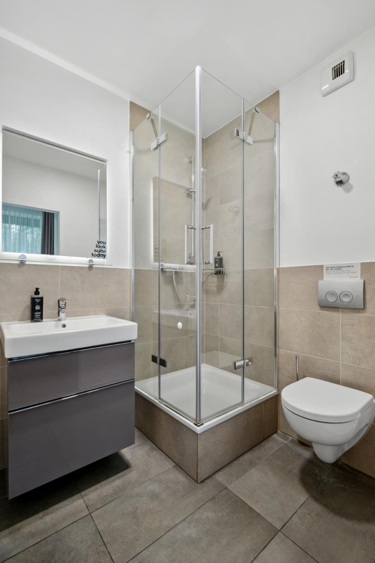 Limehome Munich Fritz-Erler Str Εξωτερικό φωτογραφία