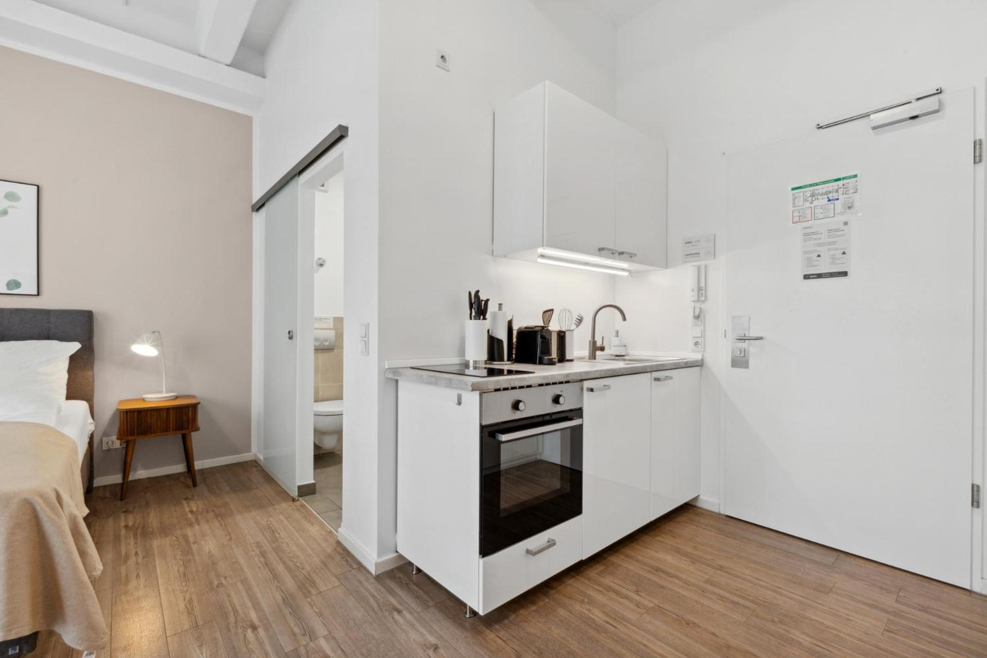 Limehome Munich Fritz-Erler Str Δωμάτιο φωτογραφία